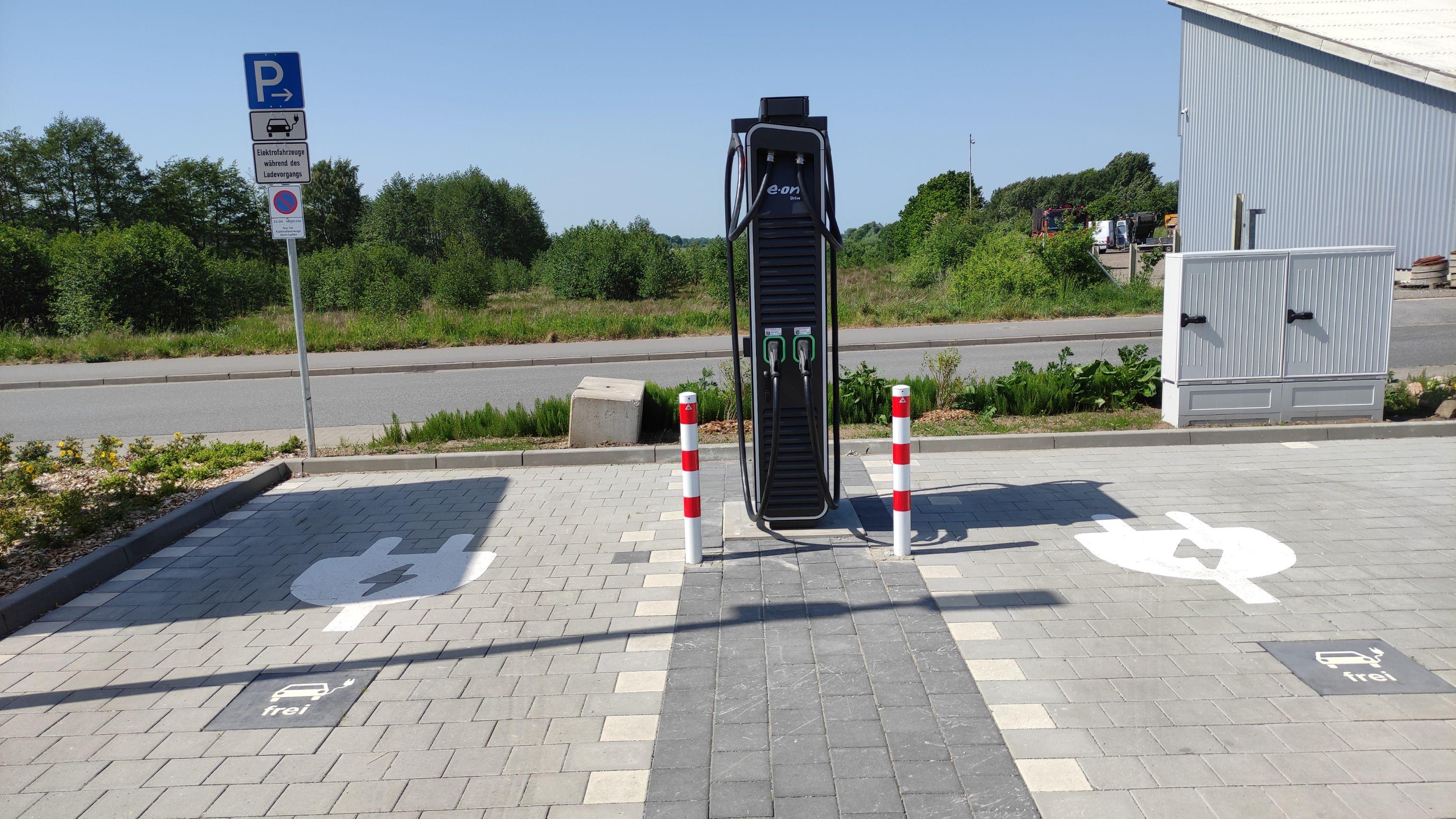E.ON Drive Public Ladestation, Hauptstraße in Pahlen