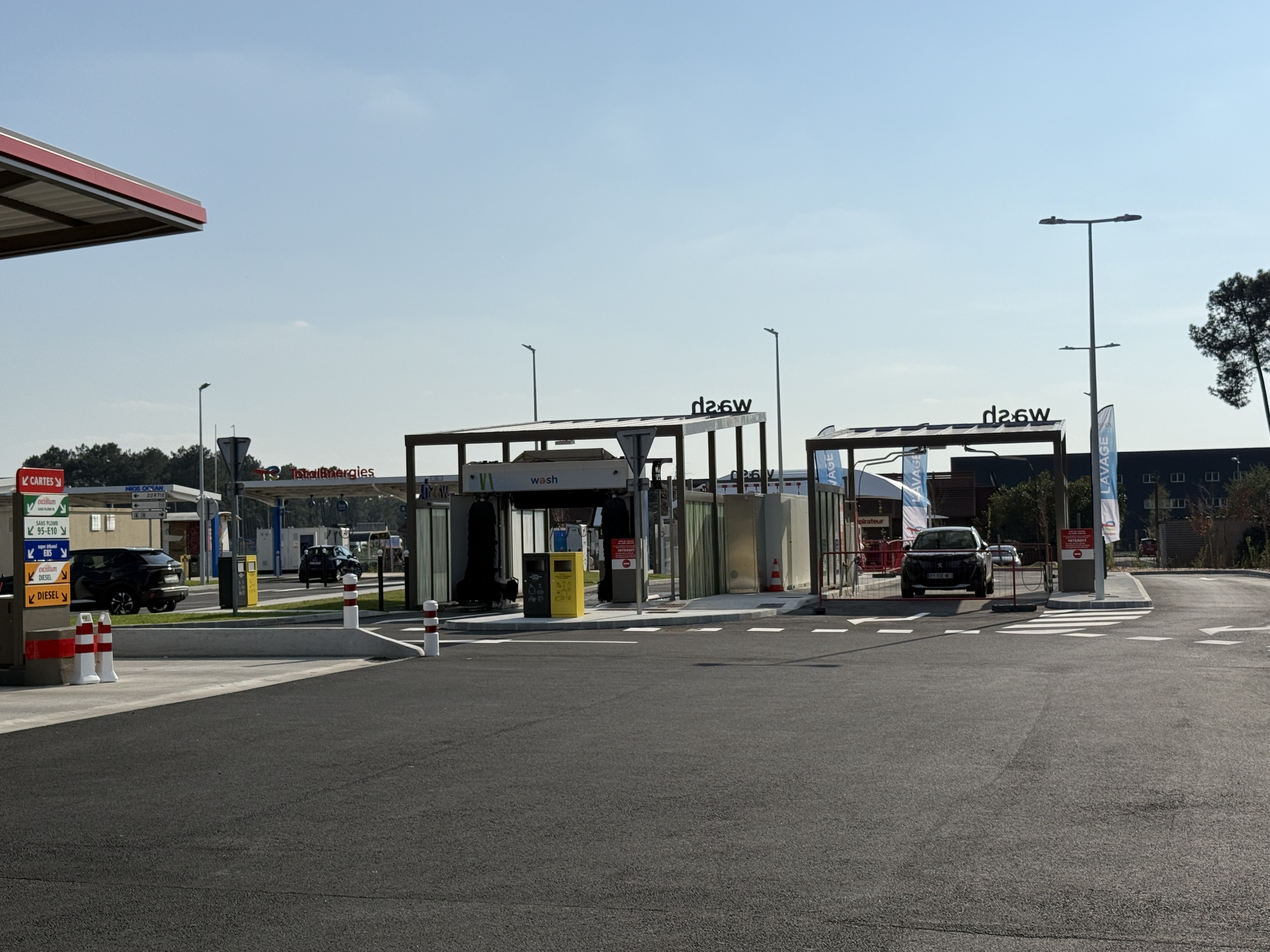 This is a picture representing NF080375 (FUELING) - REL.MIOS OCEAN