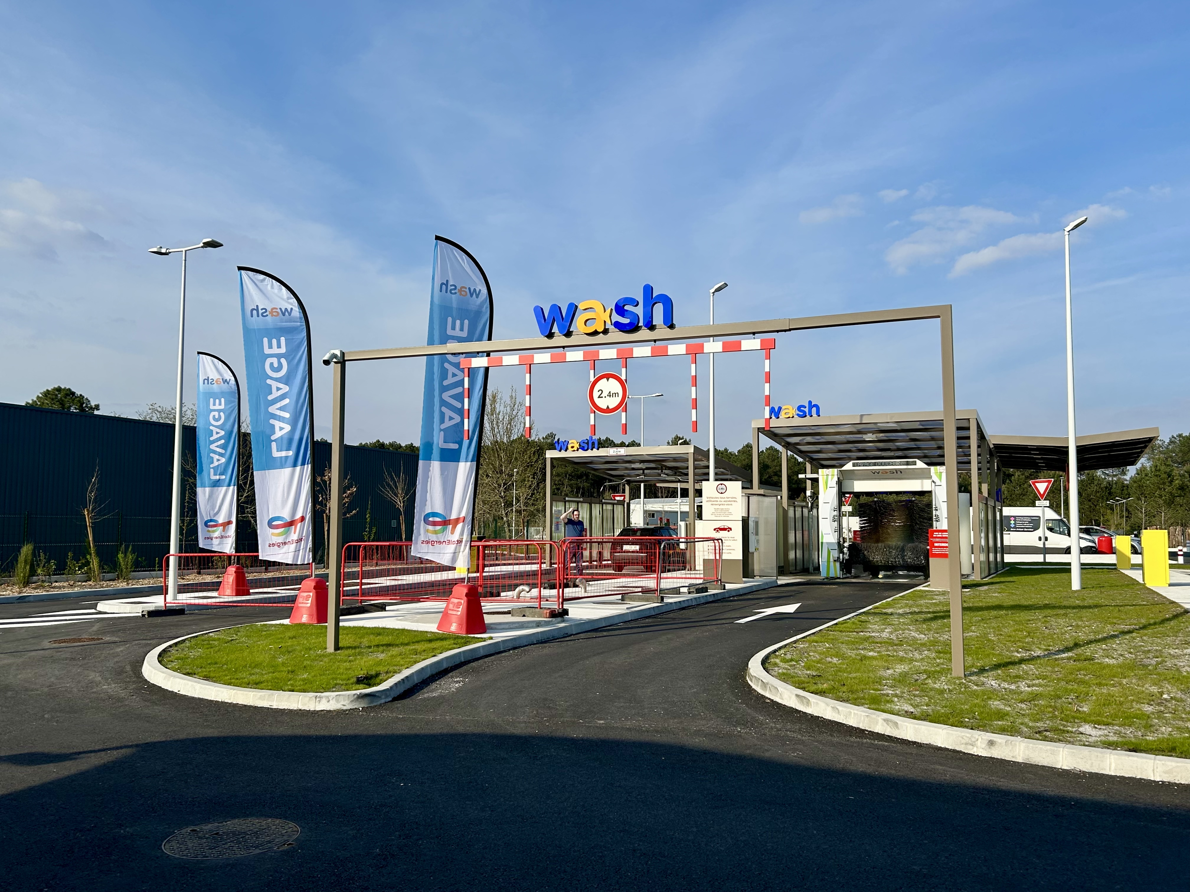 This is a picture representing NF080375 (FUELING) - REL.MIOS OCEAN