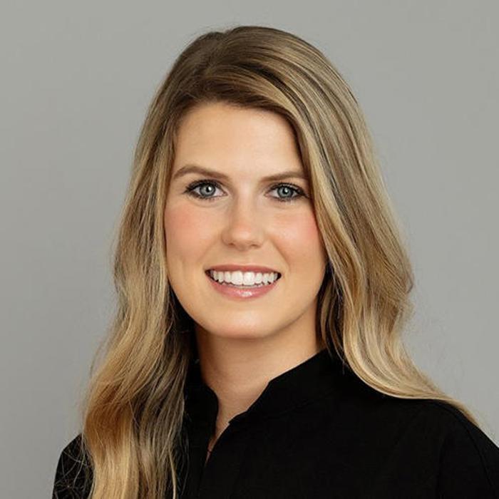 Lelie Welden, PA-C Logo