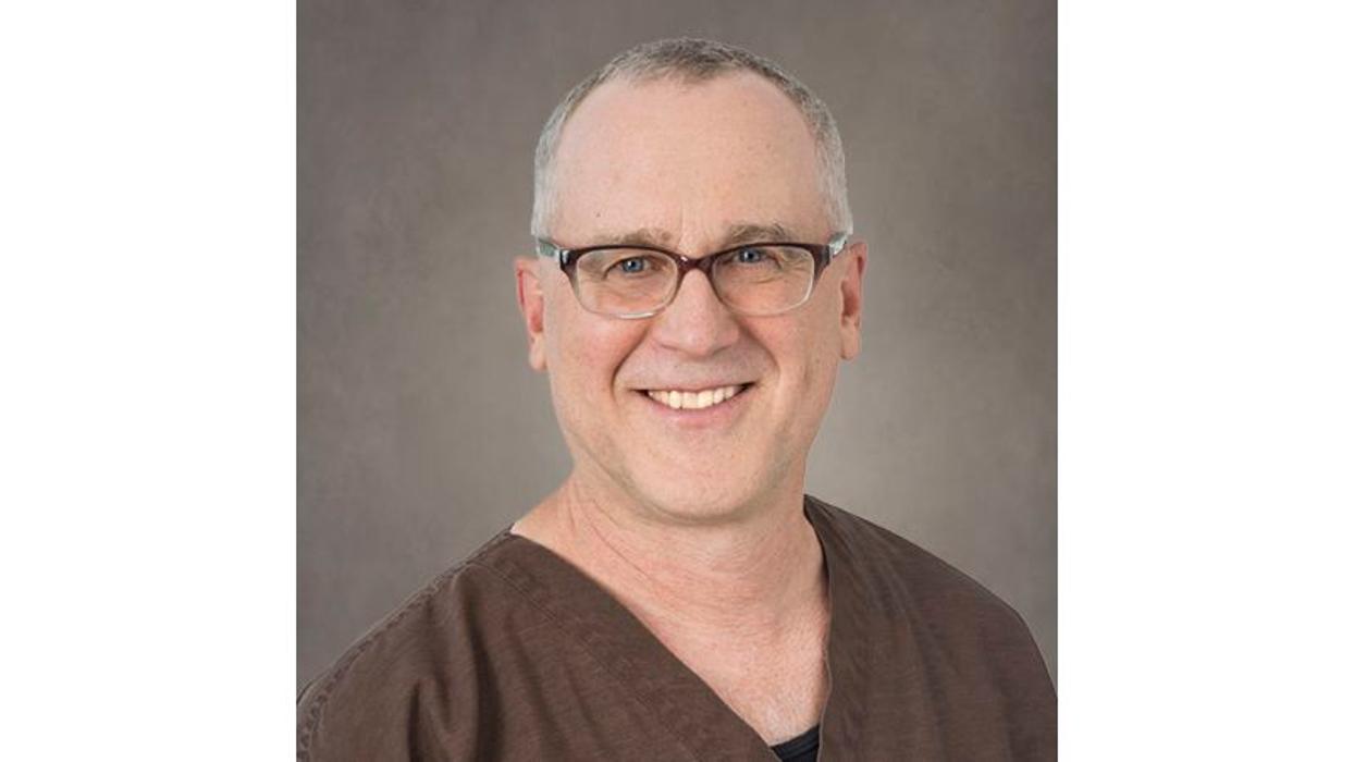 Steven W. Neubauer, MD, FAAD Logo