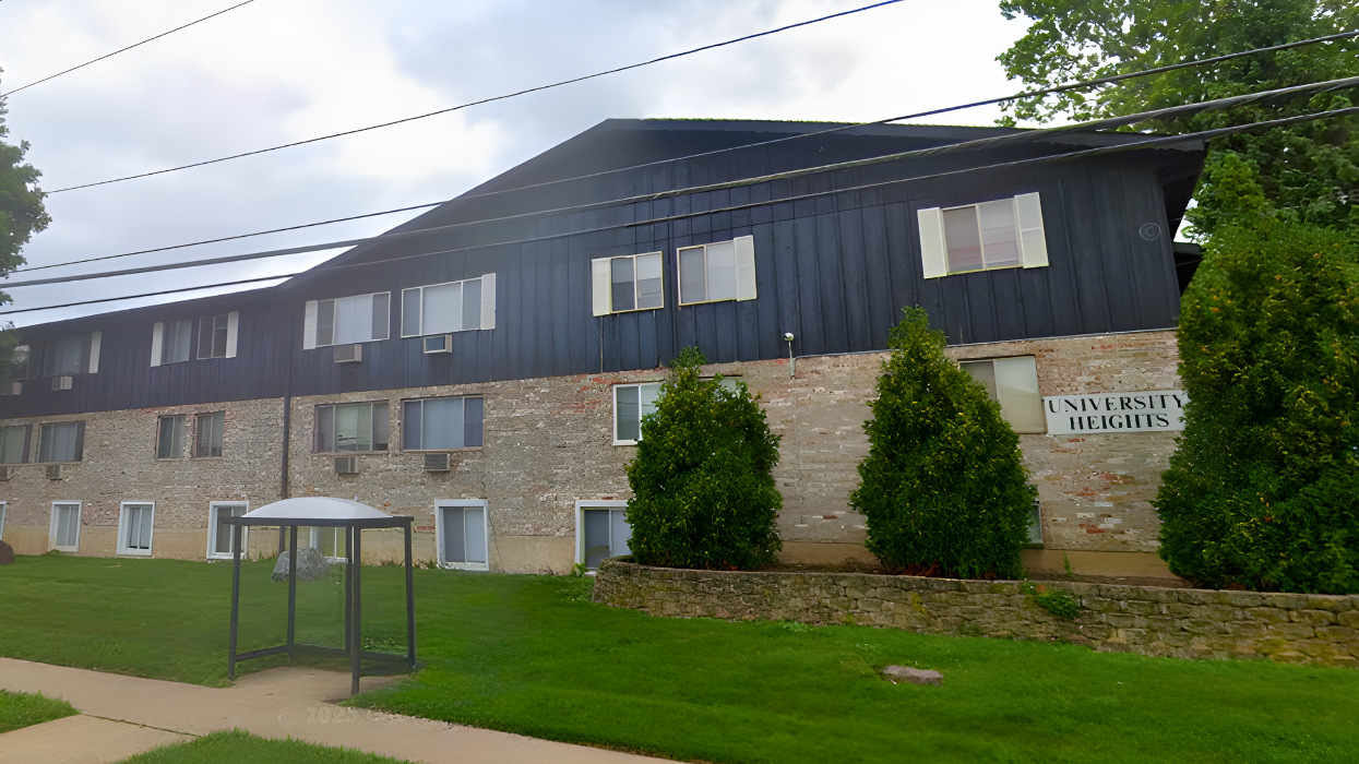 University Heights Apartments Logo