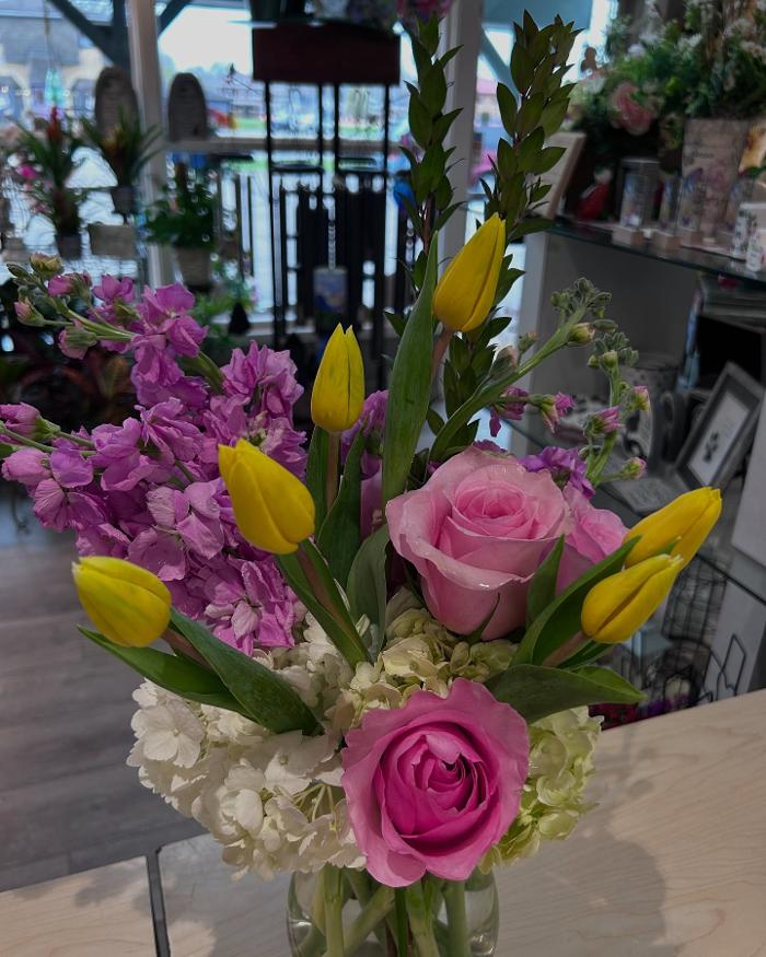 Brownsburg Flower Shop Image