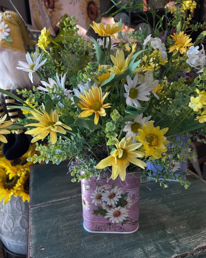 Brownsburg Flower Shop Image