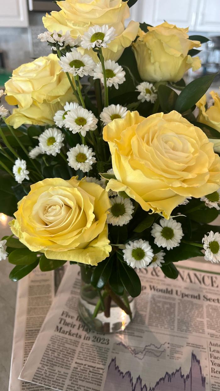 Brownsburg Flower Shop Image