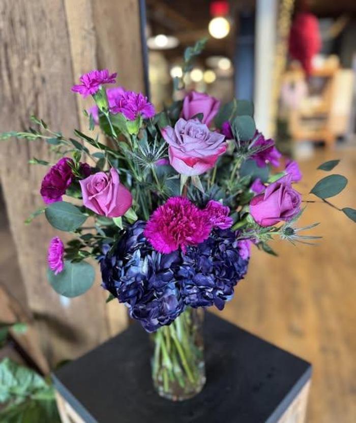 Brownsburg Flower Shop Image