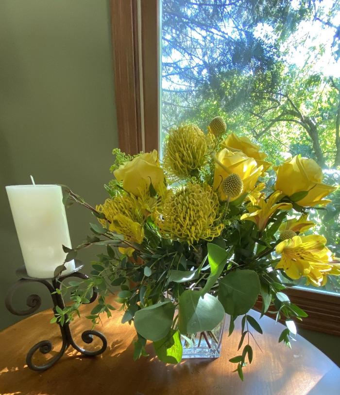 Brownsburg Flower Shop Image