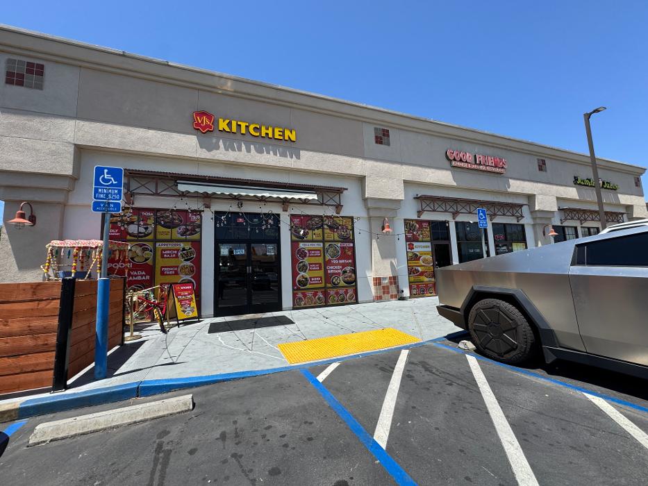 VJ’s Kitchen Image