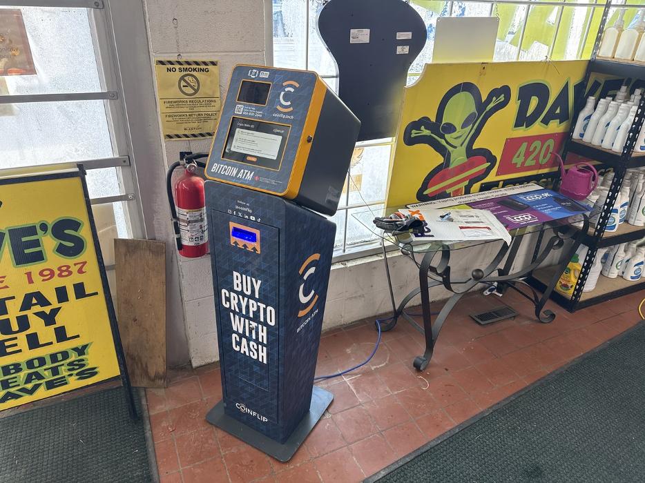 CoinFlip Bitcoin ATM - Dave's 420 & Vape (Wetaskiwin)