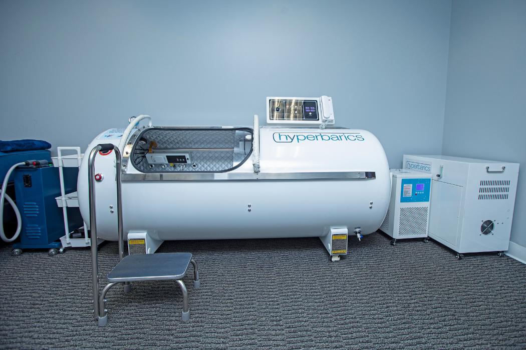 122925_HBOT Chamber.jpg