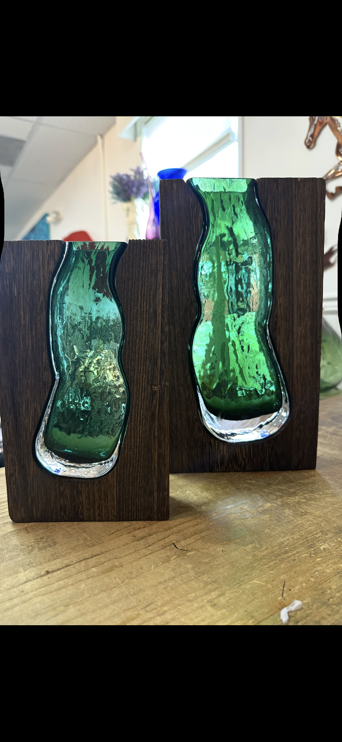 Wild Horses Gallery Gift &amp; Decor Logo