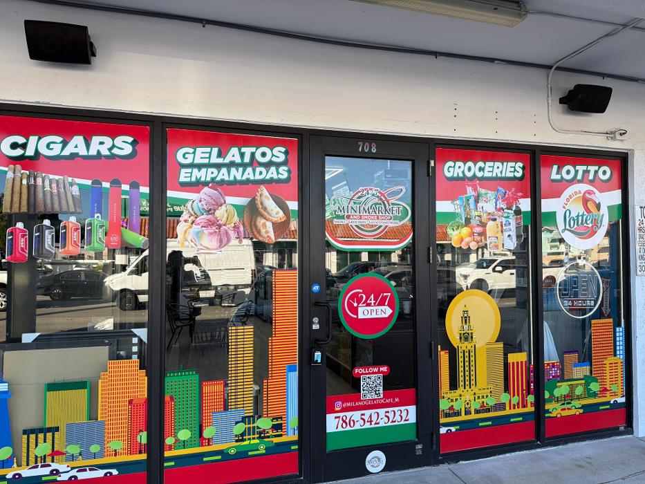 24/7 Mini market and smoke Image