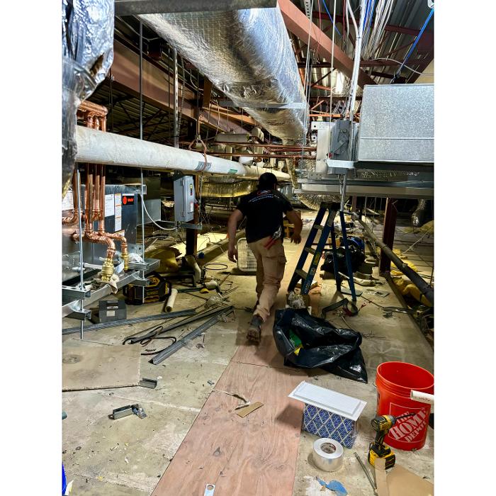 Revolutionary Air Image