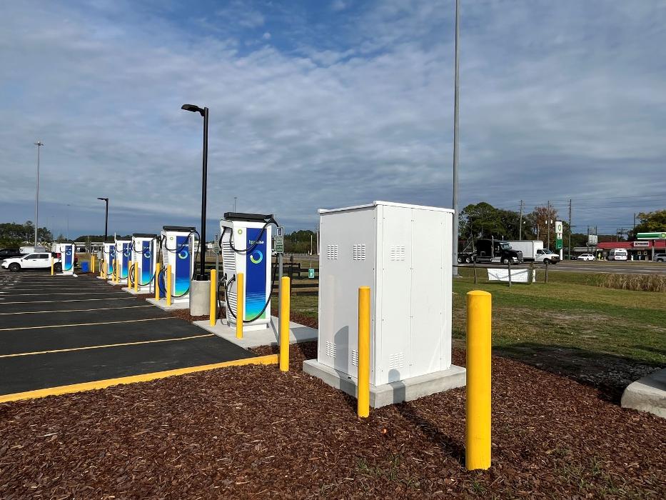 bp pulse Charging Station
