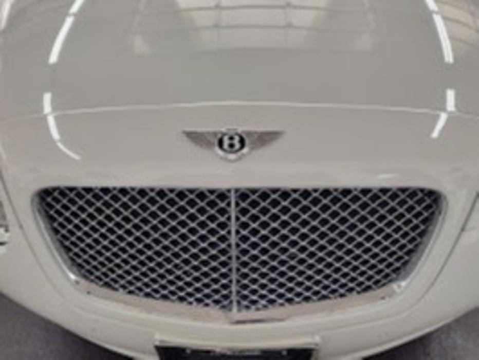 Bentley Detail