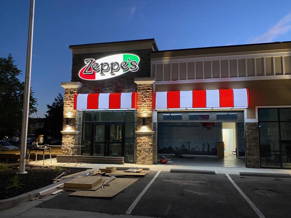 Zeppe's Italian Ice &amp; Frozen Custard - Layton Logo