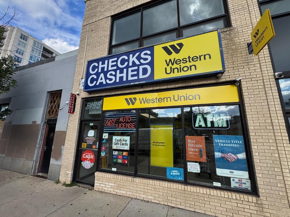 CoinFlip Bitcoin ATM - Broadway Granville Currency Exchange Inc (Chicago) Image