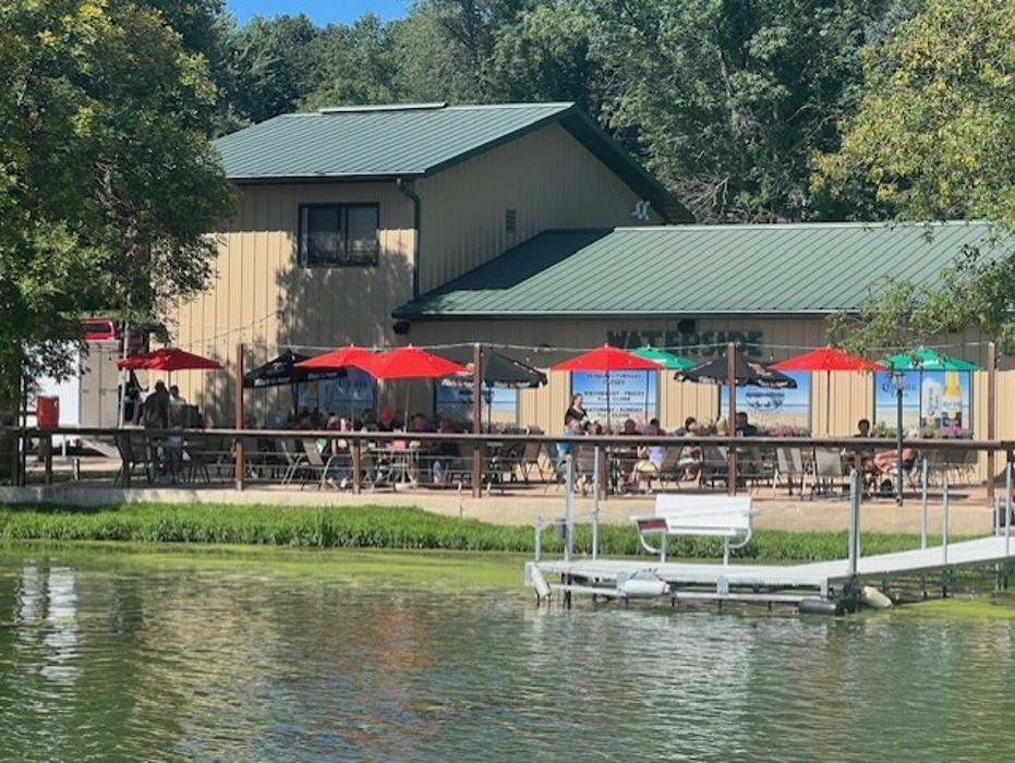 Mixed Up Waterside Bar and Grill Image