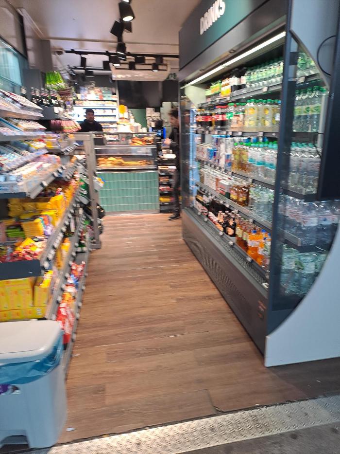 Point, Arnulf-Klett-Platz in Stuttgart