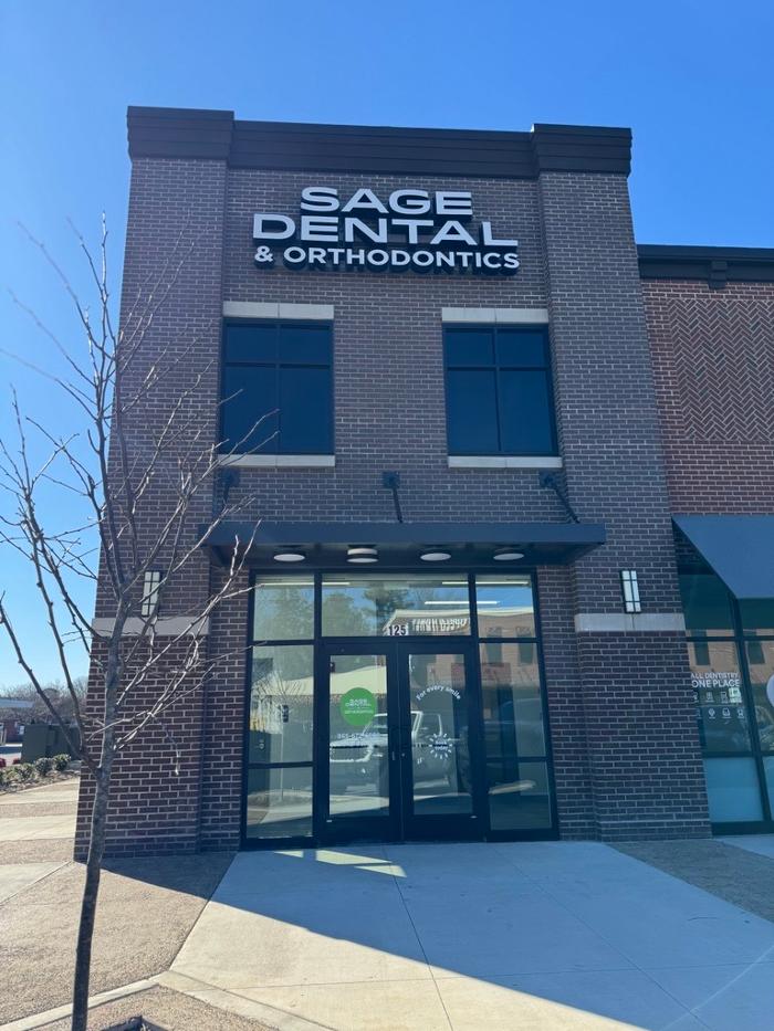 Sage Dental of Farragut Image