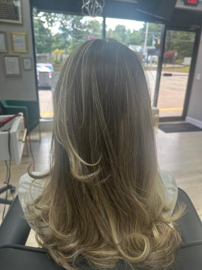 Katia Watson's Beauty Salon Image