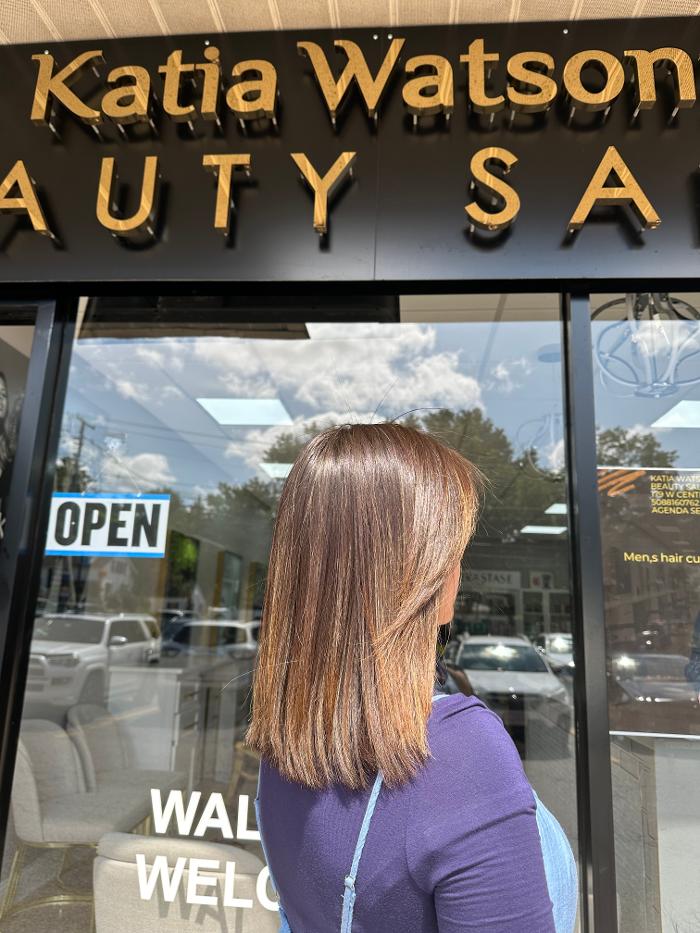 Katia Watson's Beauty Salon Image