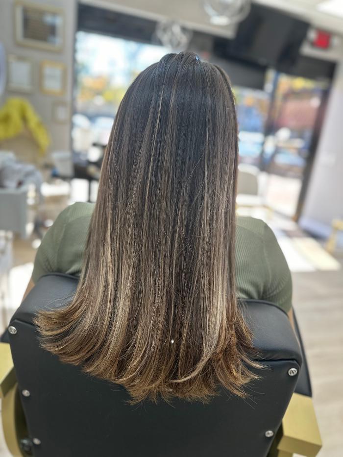 Katia Watson's Beauty Salon Image