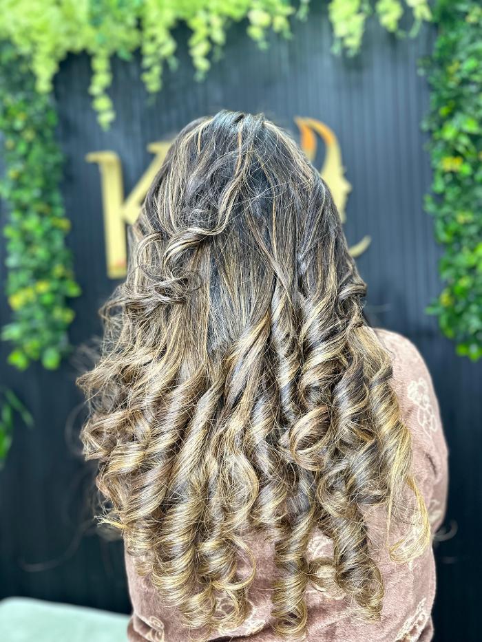 Katia Watson's Beauty Salon Image