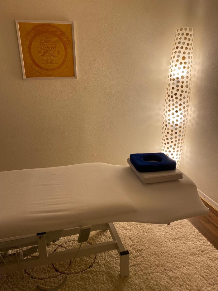 Kraftvoll im Herz Gesundheitspraxis, Vorgasse in Reitnau