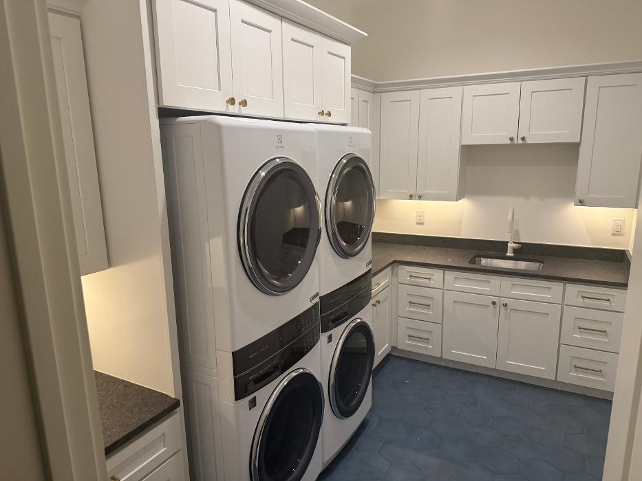 Round Rock Cabinets Direct Logo