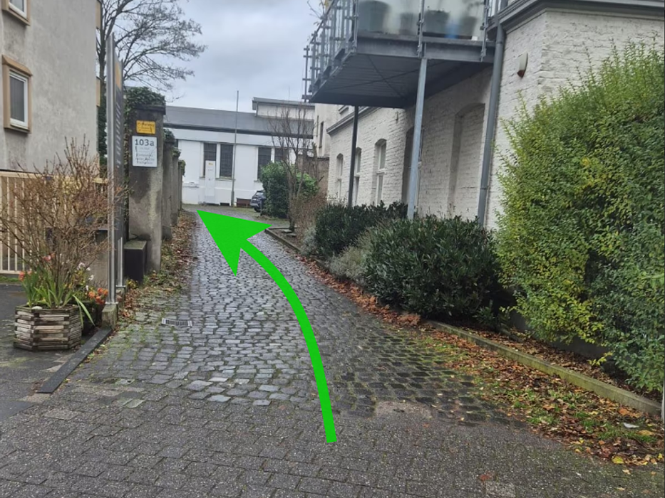 ampido Parkplatz, Florastraße in Köln