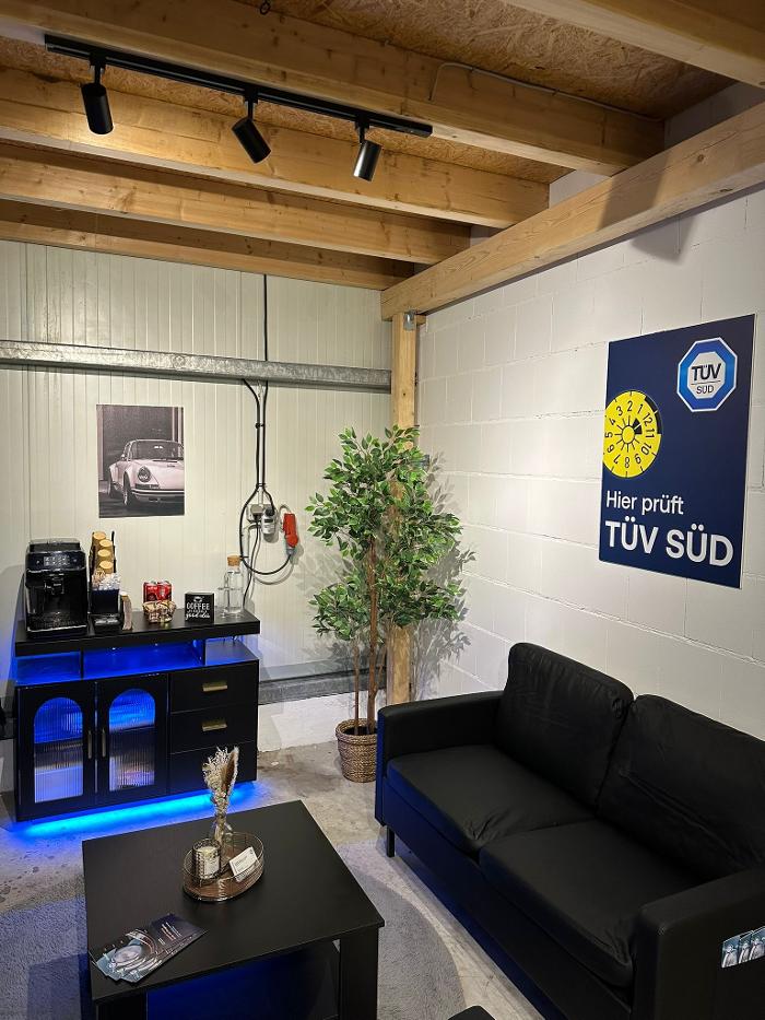 TÜV SÜD Auto Partner, Ingenieur- und Sachverständigenbüro Balikci, Zeppelinstraße in Straelen