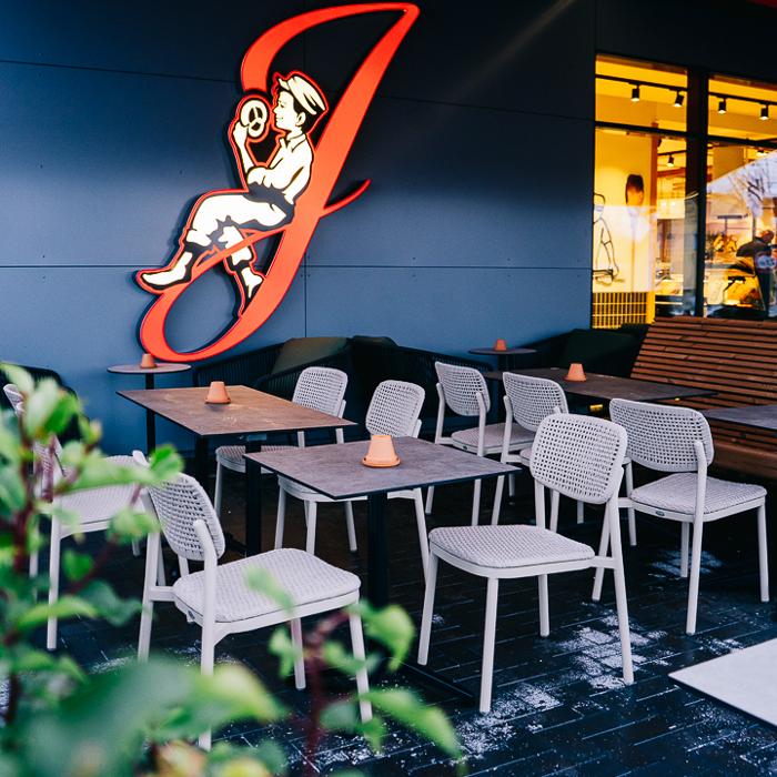 Junge Die Bäckerei., Lindenstraße in Itzehoe