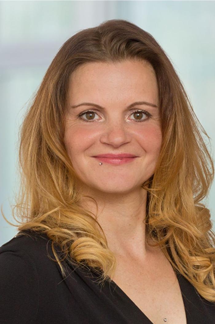 ERGO Versicherung Jennifer Funke, Herrengasse in Crimmitschau