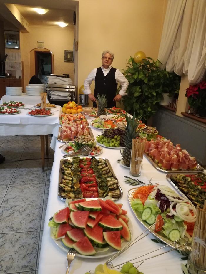 Ristorante Pizzaria Stern, Bahnhofstraße in Laichingen