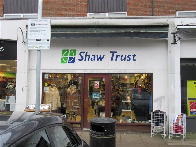 Shaw Trust - Charity shop - Chalfont St Peter - Gerrards Cross, Buckinghamshire SL9 9QQ - 01753 883437 | ShowMeLocal.com