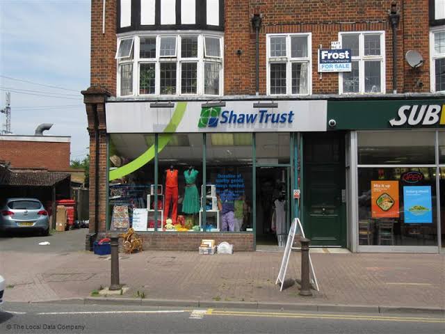 Shaw Trust - Charity shop - Beaconsfield Beaconsfield 01494 681698