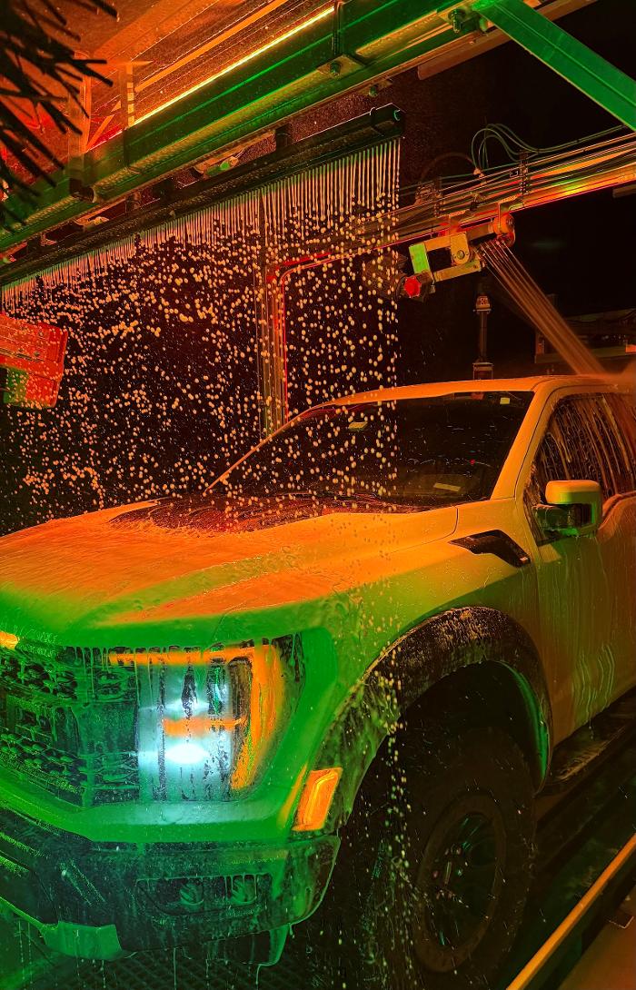 Heroes Car Wash Image