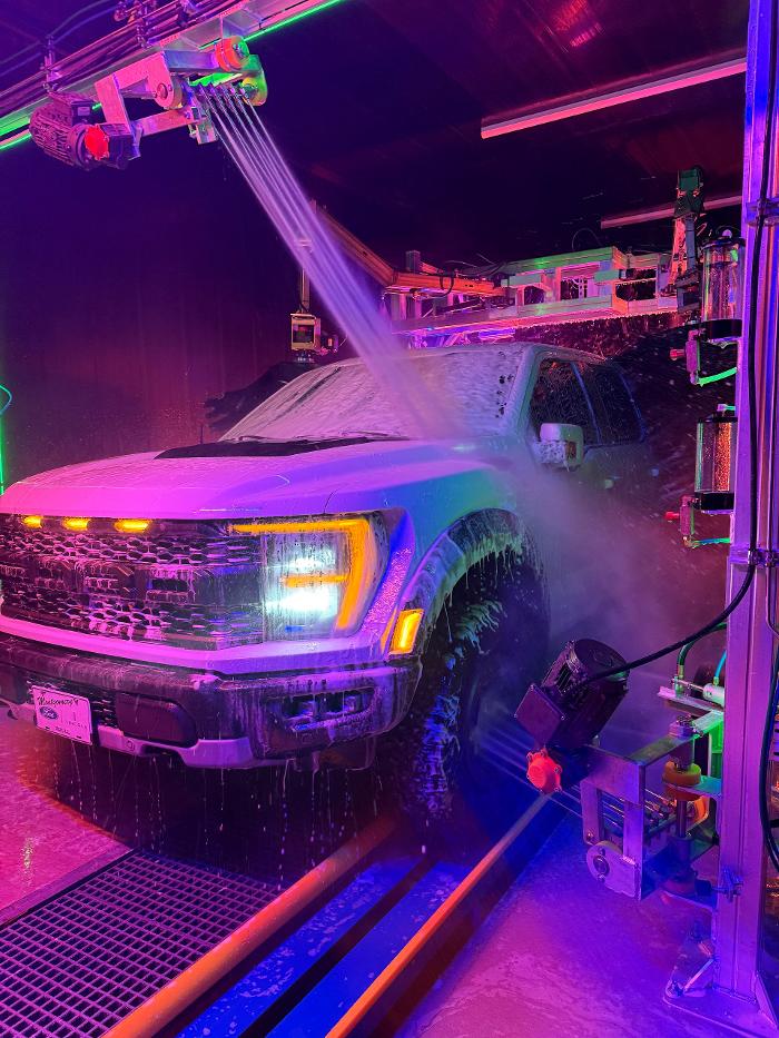 Heroes Car Wash Image