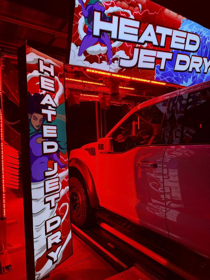 Heroes Car Wash Image