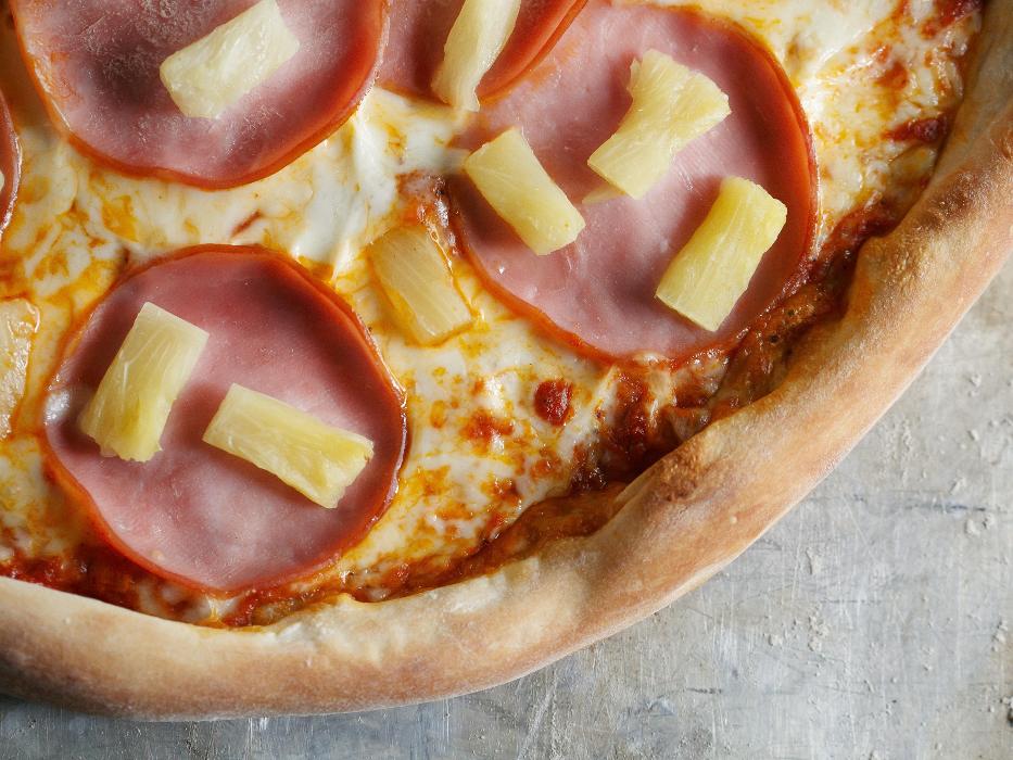 Dewey's Pizza - Fairlawn Image