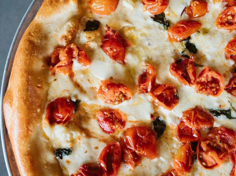 Dewey's Pizza - Ellisville Image