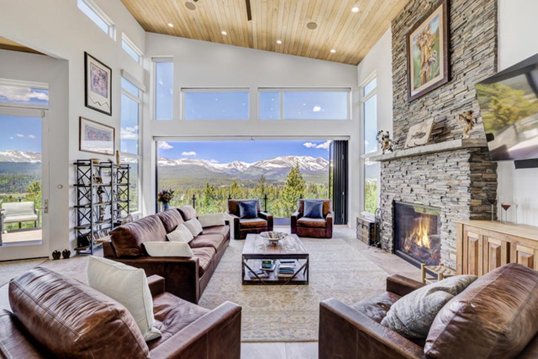 Panoramic Doors - Denver Image