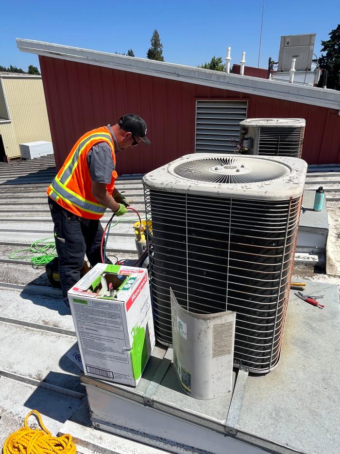 Home Team Heating & Cooling LLC Image