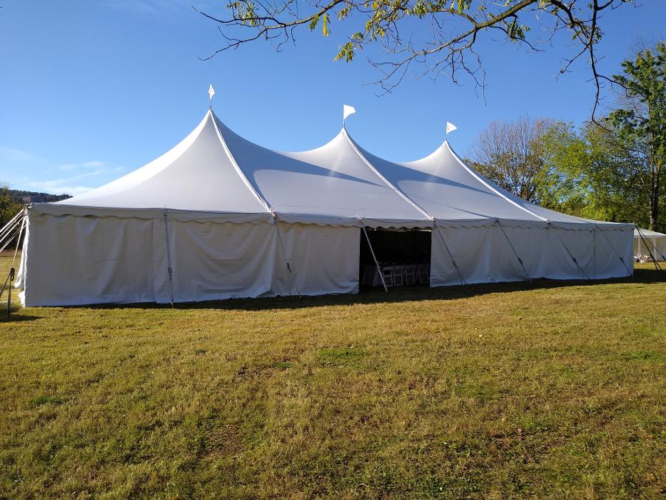 Ridgewood Winery on Daffodil Hill Farm Image