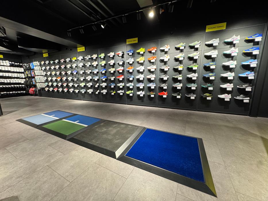 Tennis-Point, Königsallee in Düsseldorf