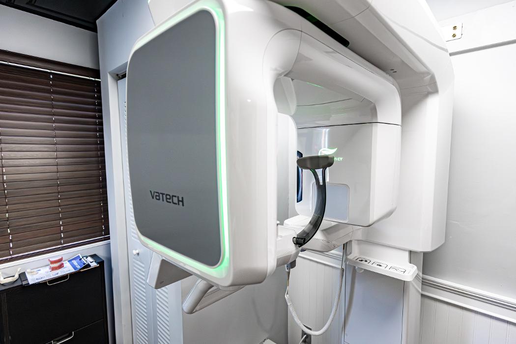 Semidey Dental Image