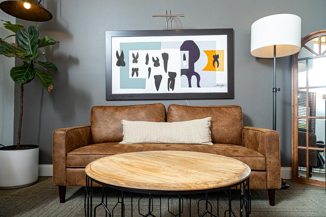 Semidey Dental Image