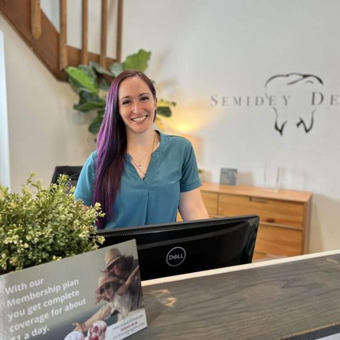 Semidey Dental Image