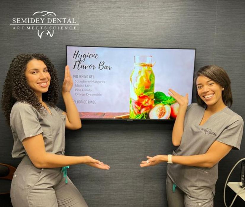 Semidey Dental Image